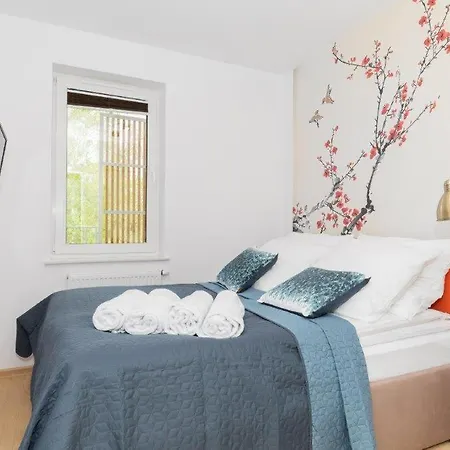 Waterline Deluxe Class, Family Place * コウォブジェク