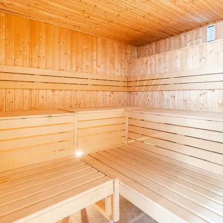 Waterline Deluxe Class, Family Place * コウォブジェク