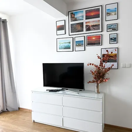 Waterline, Family Place Apartman *