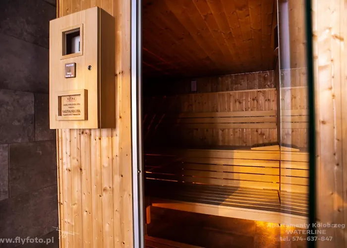 Waterline Deluxe Class, Family Place *